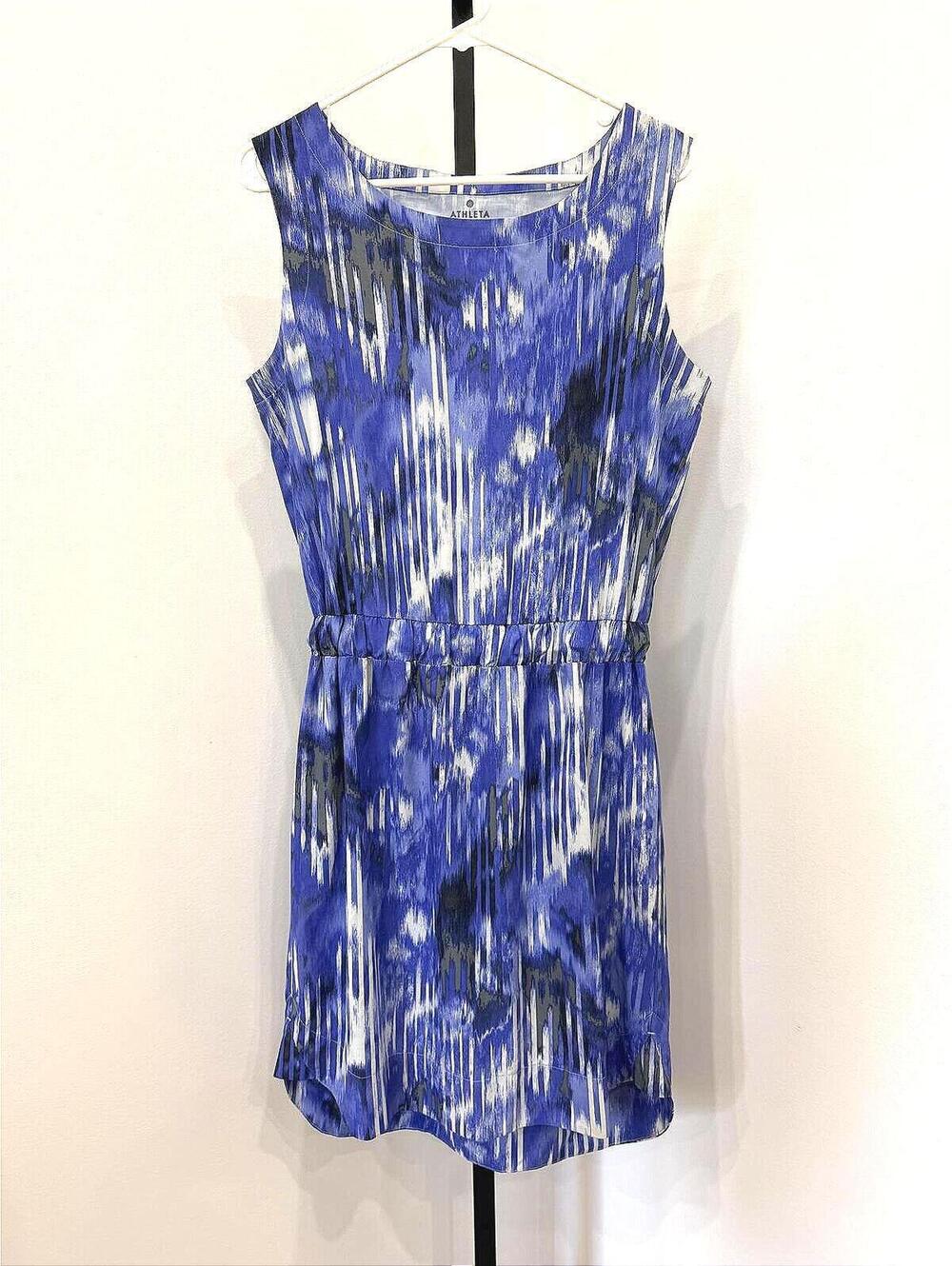Athleta Size 10 Sleeveless Blue and White Patterned Dress